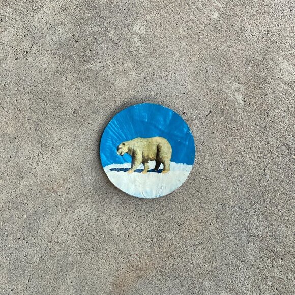 Hand Painted Polar Bear Painting on Shell - Picture 15 of 16